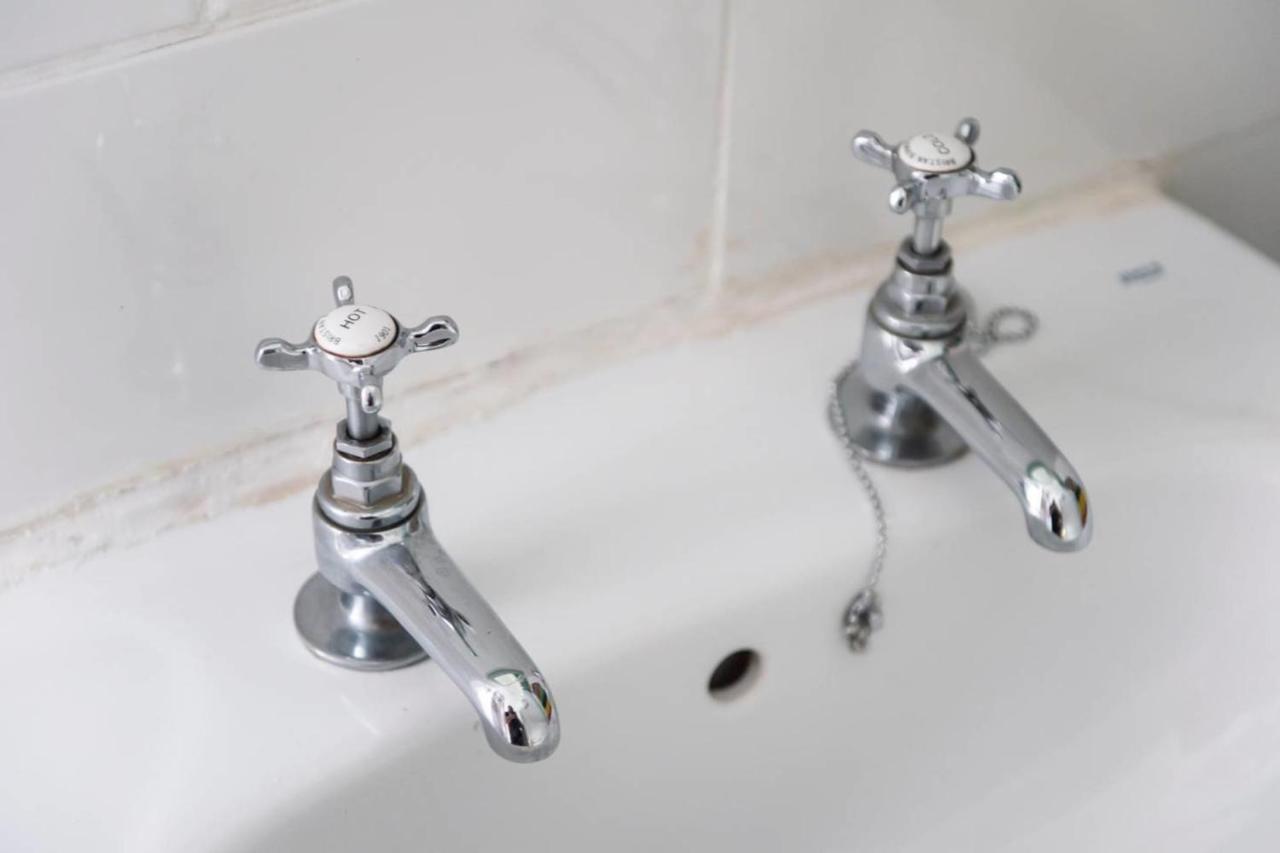 אדינבורו Guestready - Cosy Home 5 Minutes From Waverley! מראה חיצוני תמונה